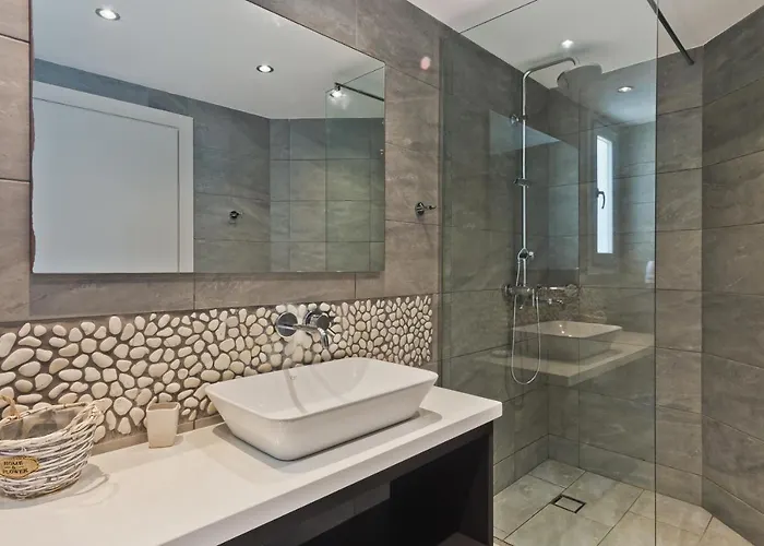 酒店 Alsalos 阿莫皮